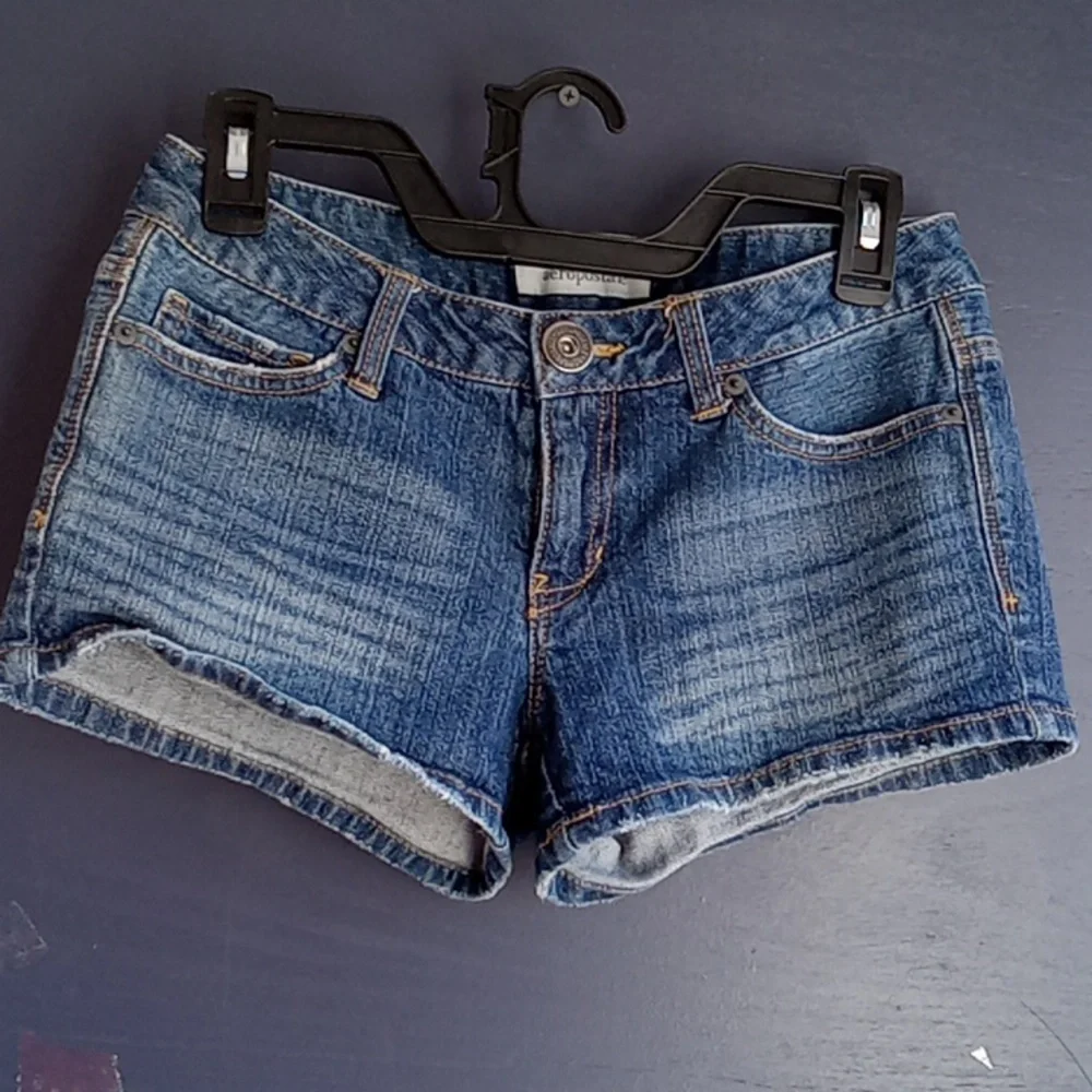 Aeropostale original distressed mini jean shorts size 3/4 - Picture 6 of 6